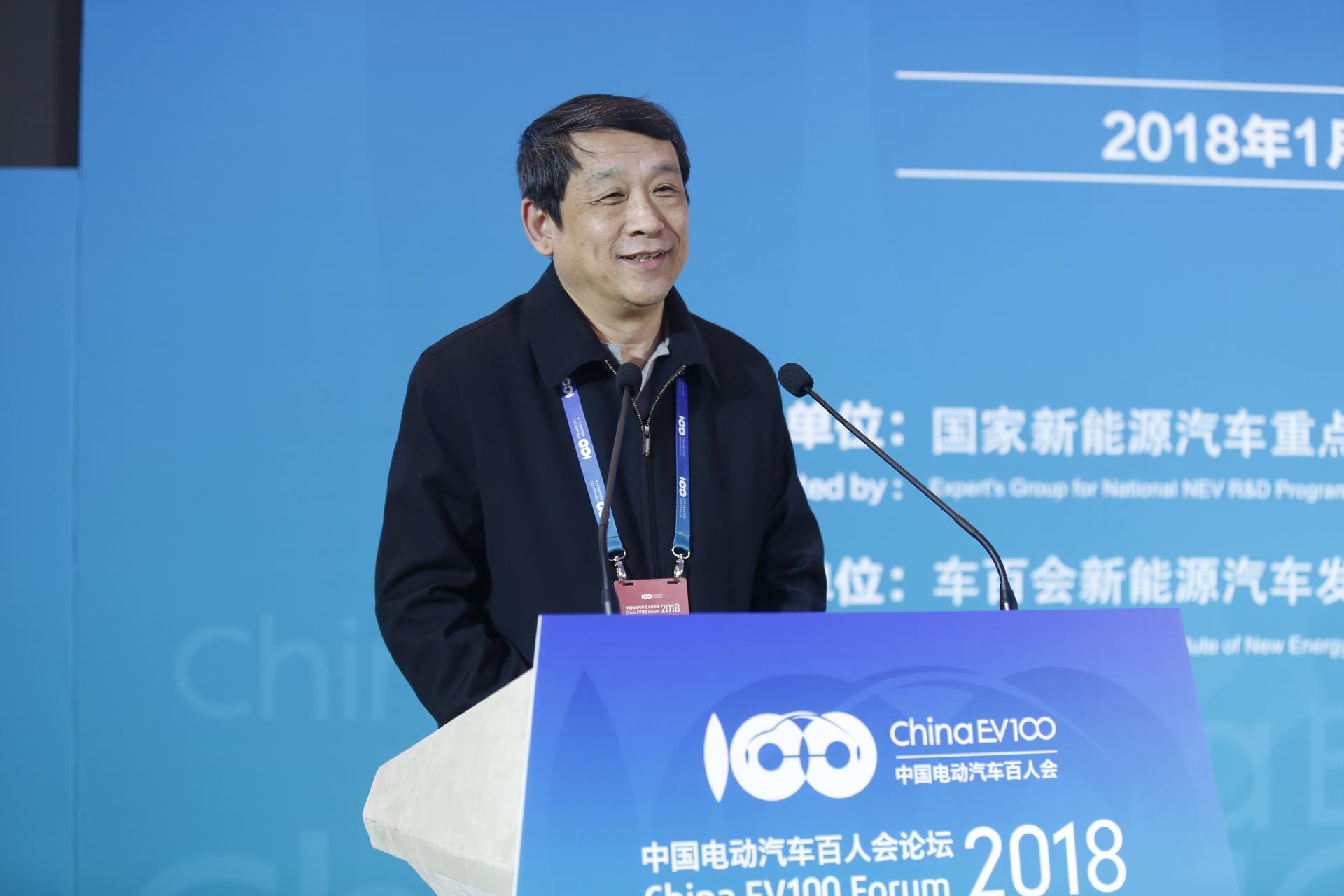 王笑京：交通運輸?shù)谋举|和使命決定智能駕駛的未來