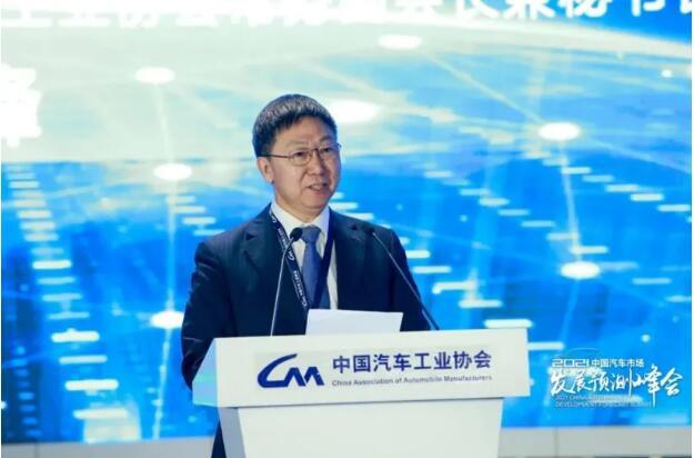 2025年我國新能源汽車銷量或達(dá)600萬輛，自主產(chǎn)業(yè)鏈切勿再錯過機(jī)會