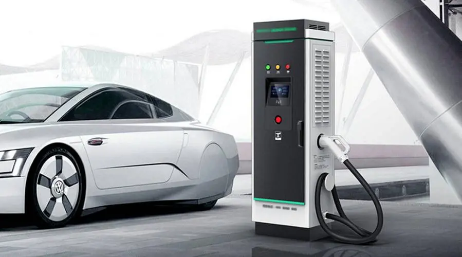 直面挑戰(zhàn)，新能源汽車向科技創(chuàng)新要答案